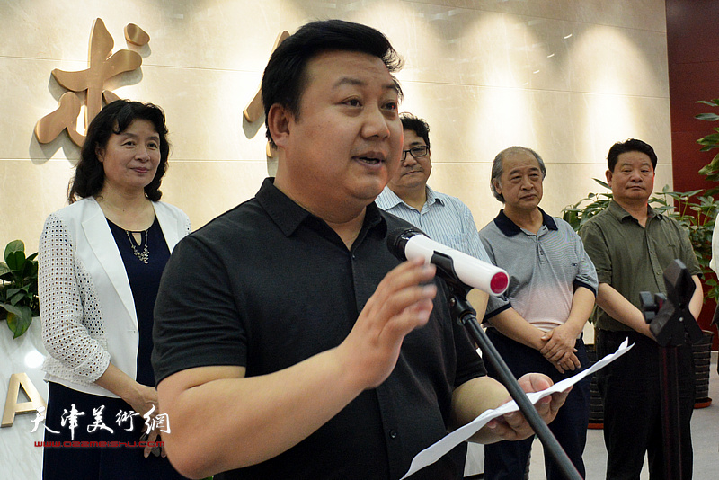 甘肃省文联副主席潘义奎致辞。