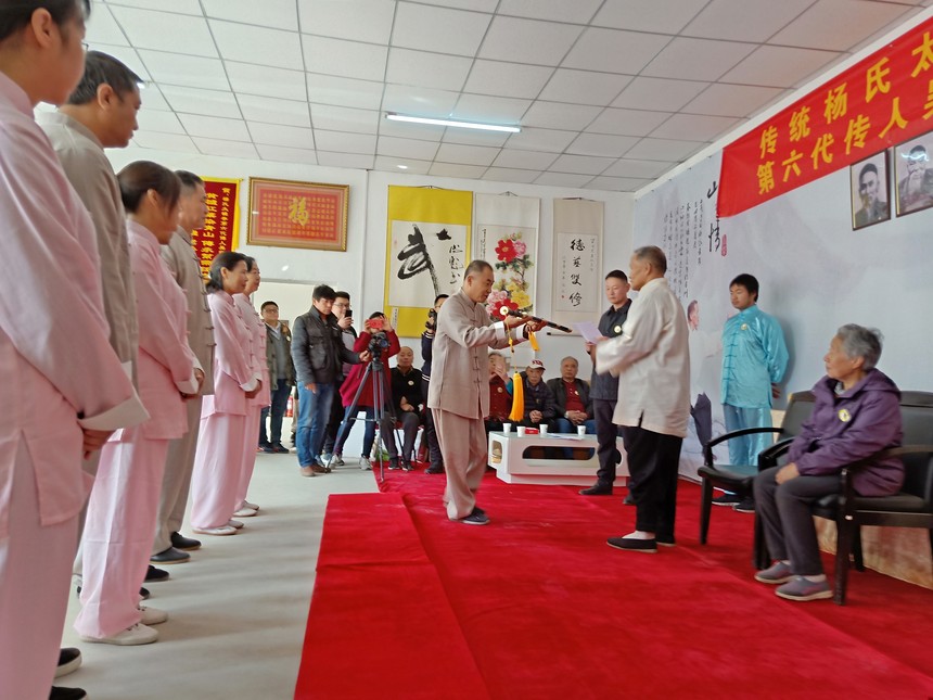 1544086350684139.jpg mmexport1541127391700.jpg