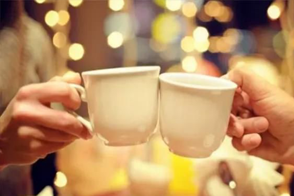 1507531779836269.png 杯子2.png