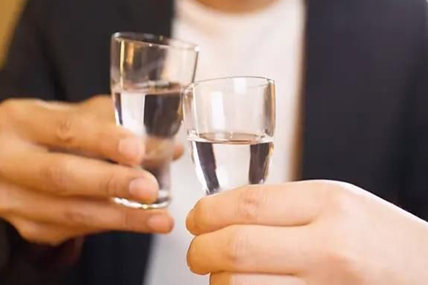 1509067666759861.png 杯子3.png