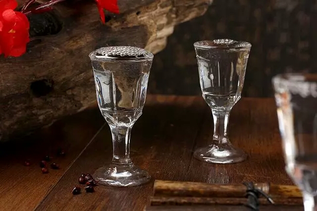 杜康老酒,入口绵柔 杜康老酒,入口绵柔