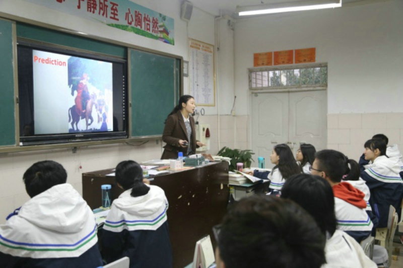 四川省教科所领导视导泸州天立学校高中教学工作