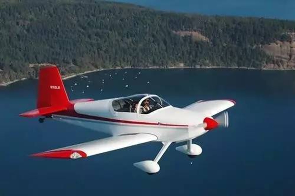 1499437216315511.jpg 自己制造的飞机1.jpg