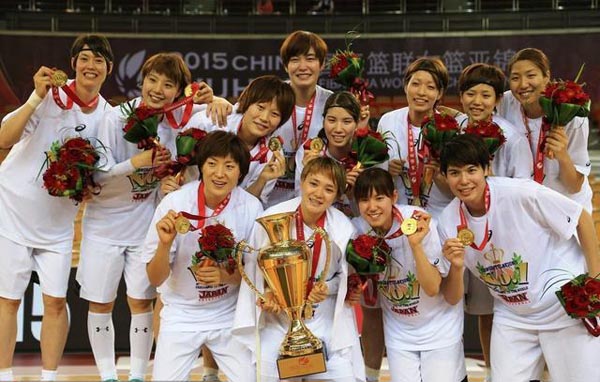 1501420181432378.jpg 日本女篮15年亚锦赛夺冠.jpg