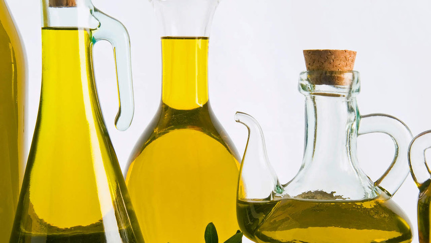 olive-oil-fat-raw.jpg