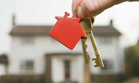 House-keys-with-a-house-k-009.jpg