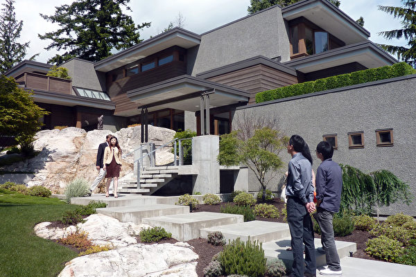 west-vancouver-house-600x400.jpg