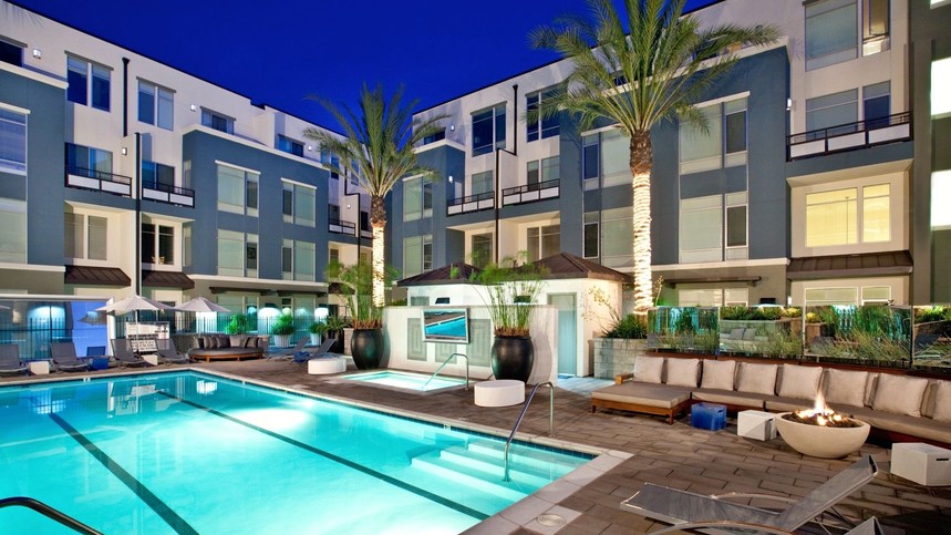 Renting-a-Condo-vs-Apartment.jpg