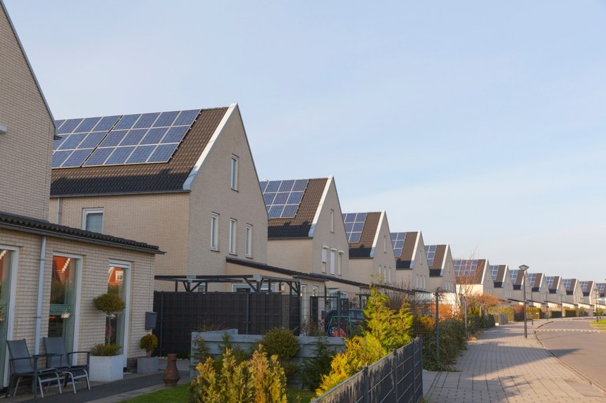 HOA-Stop-Solar-Panel-Installation.jpg