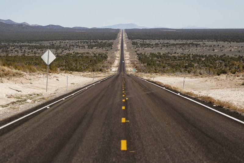 U.S._Route_50_The_Loneliest_Road_in_America_ritebook.in-001.jpg