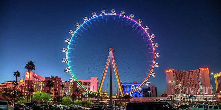las-vegas-high-roller-at-dusk-rainbow-colors-wide-2-eric-evans.jpg