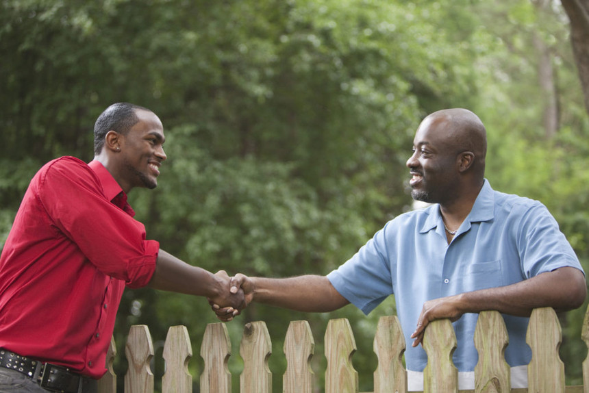 151213-friendlyneighbors-stock-1030x687.jpg