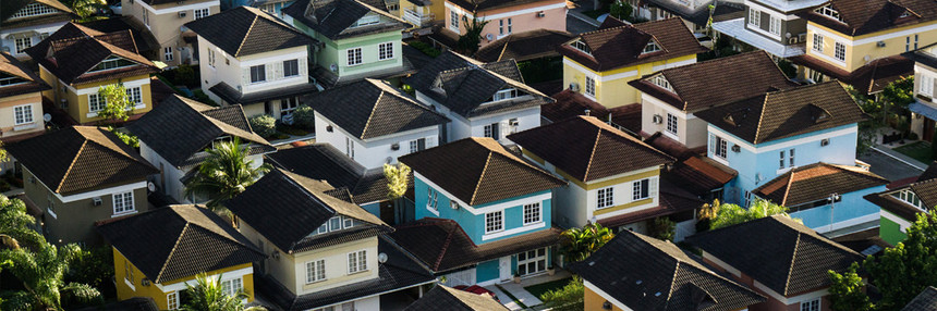 Moving-to-the-U.S.A.-Immigrants-Guide-to-Buying-a-House.jpg