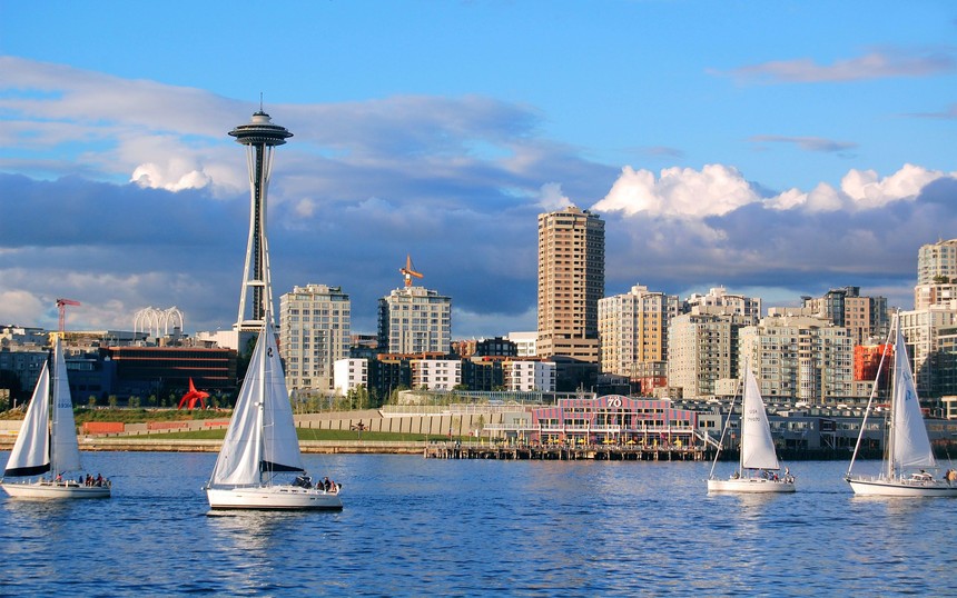 43472933Seattle-Pier-Boat-Washington-State-United-States.jpg