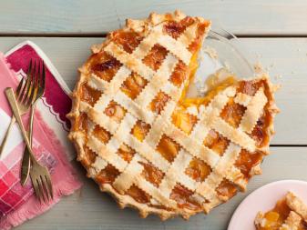 15_Lattice-Top-Georgia-Peach-Pie.jpeg