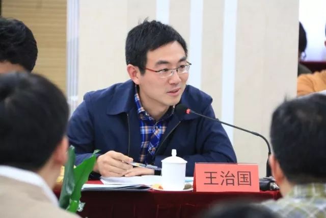 点击放大