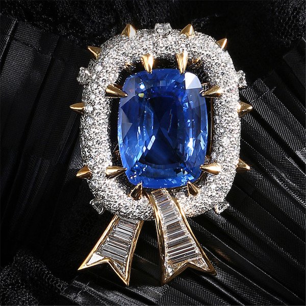 Lucky Jewelry_Tiffany Natural Sapphire Brooch.jpg