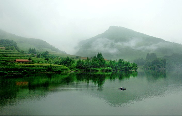 青山湖.jpg