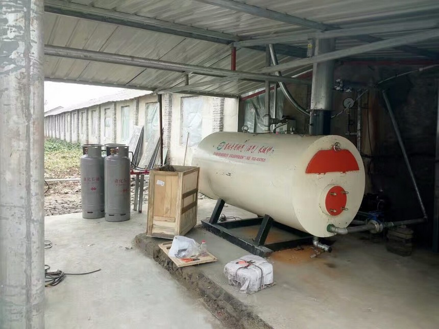 1504256224838835.jpg 數控燃氣熱水鍋爐安裝.jpg