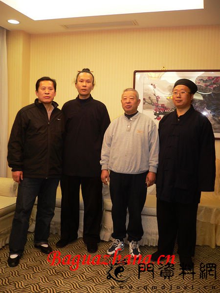 2009年12月2日,心意六合拳名家李云龙先生收徒仪式在京举行。