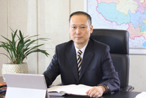 1525229065948944.jpg 吴董近身照.jpg