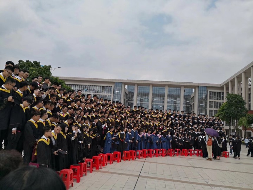 1524908775711954.jpg 微信图片_20180413135117.jpg