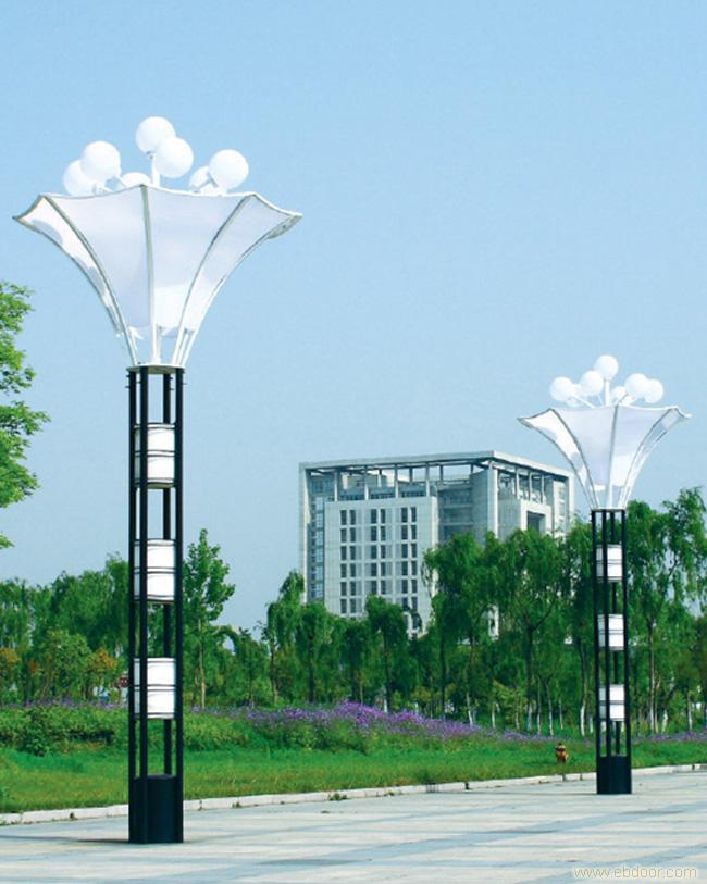 13157851_1.jpg