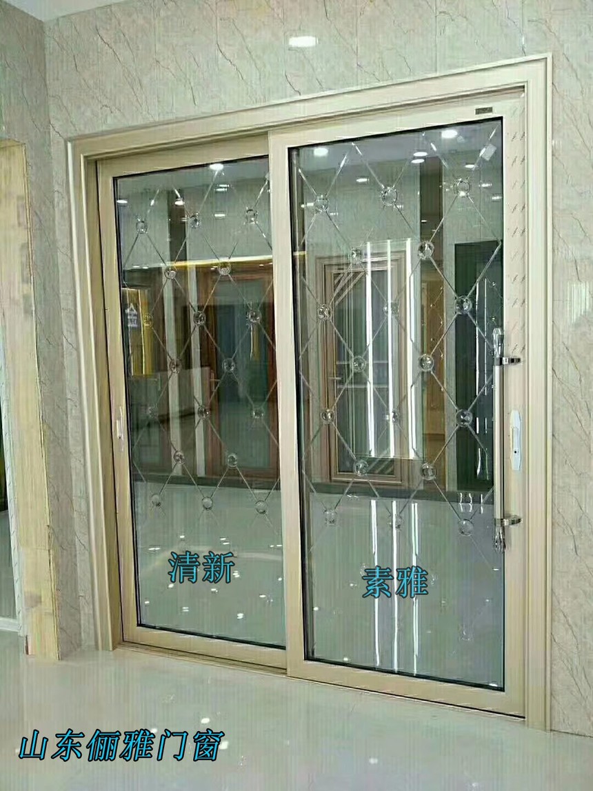 03.jpg