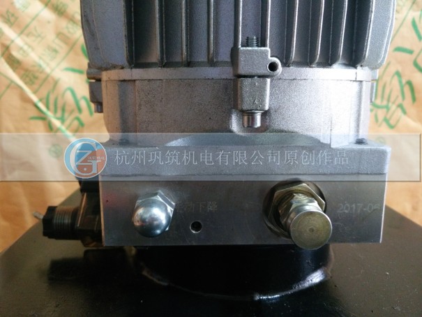 1542374050255413.jpg