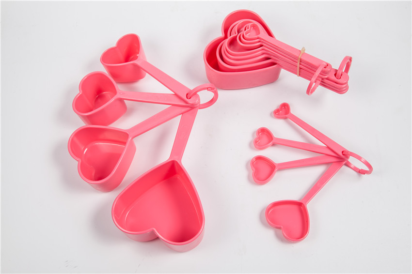 Set of 8 Measuring Spoon.jpg