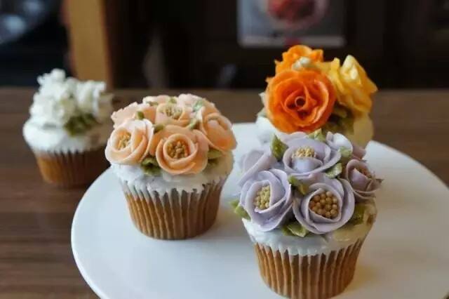 韩式裱花培训作品_合肥蛋糕西点咖啡培训学校-蛋糕培训 西点培训学校