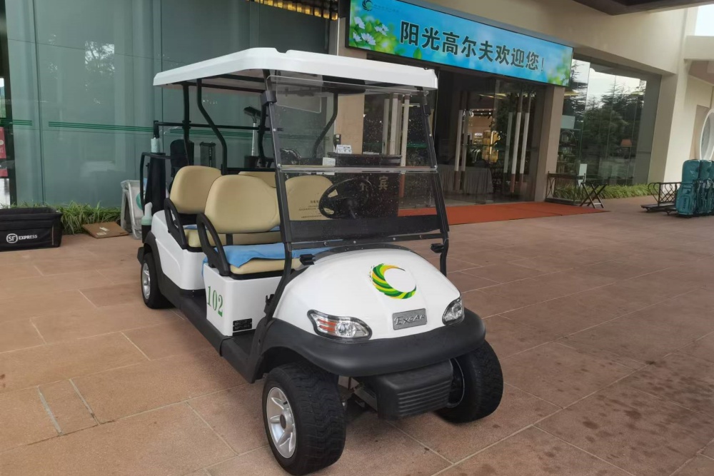 卓越电动车服务于昆明阳光高尔夫球会