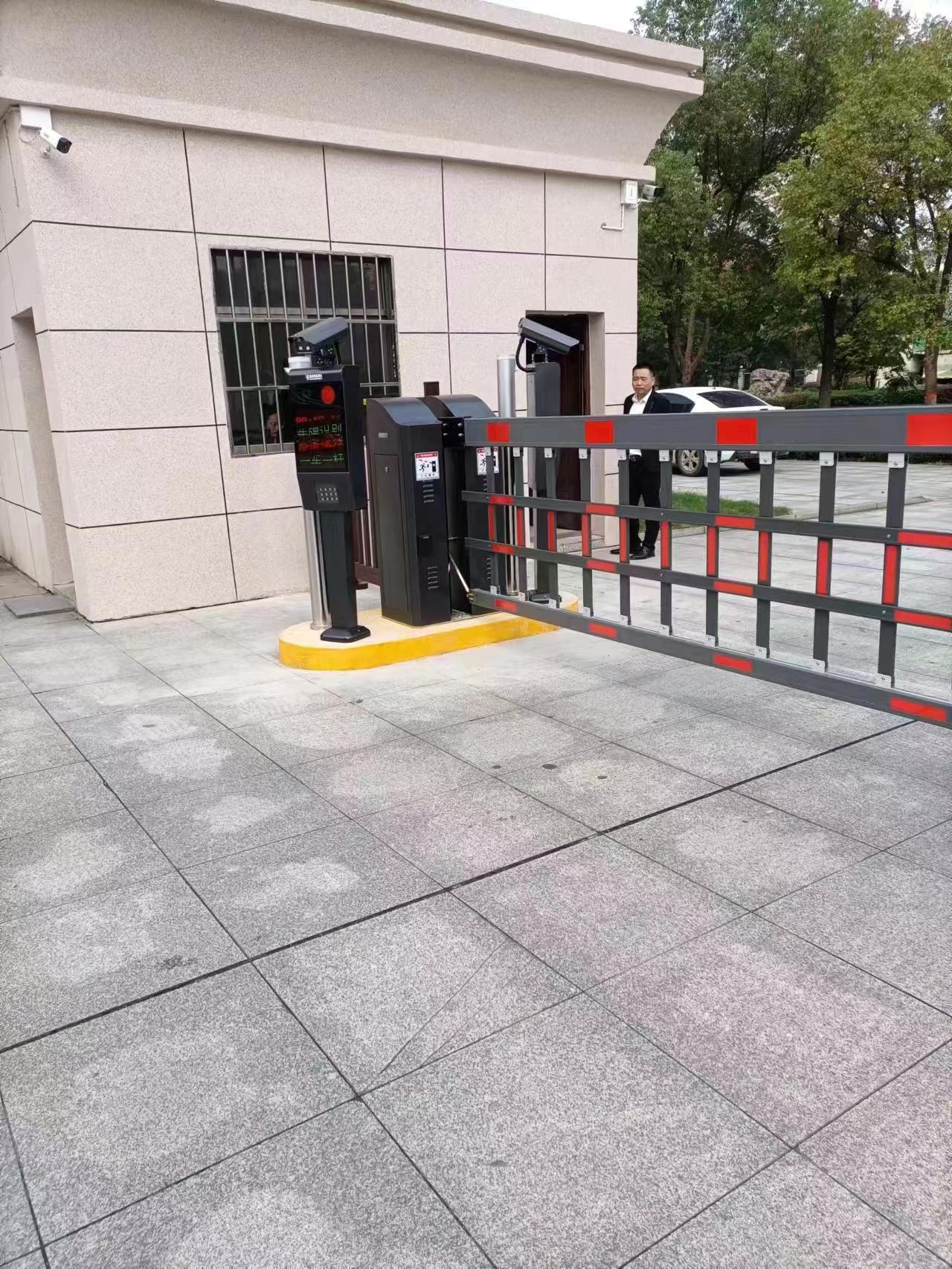 车辆识别系统一体机