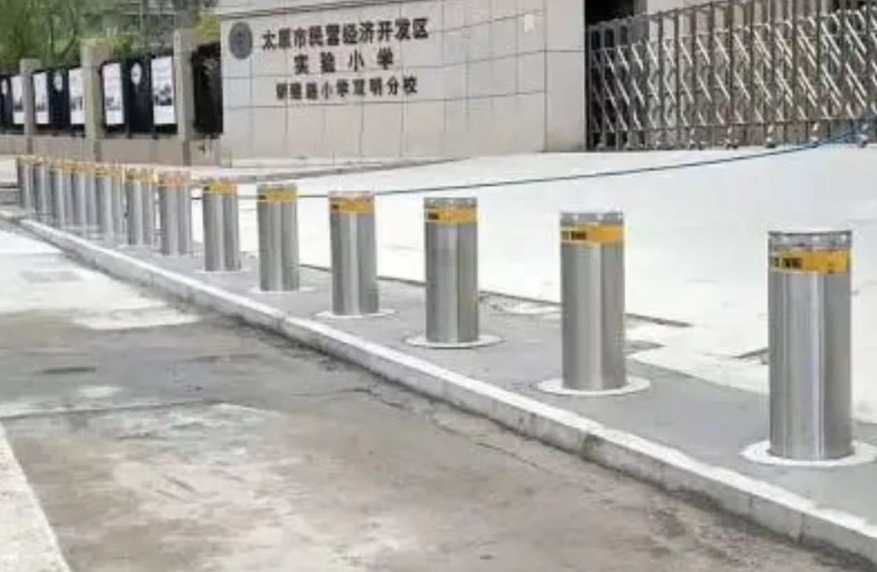 升降柱路桩