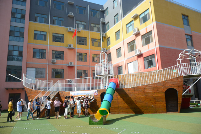 今天主要是参观潍坊博苑实验幼儿园和参观潍坊博苑农场,潍坊博苑实验