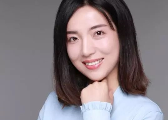 诗人张静雯十二月的荻花