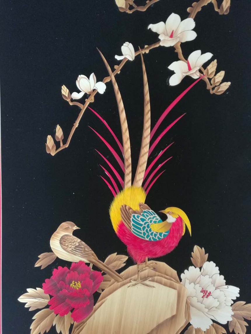 郭凤枝和她的玉米秸秆画