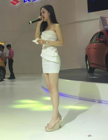 福建主持人郑雅琴