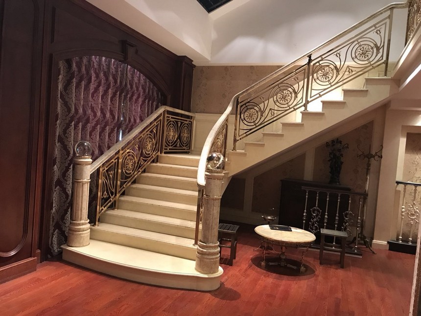 世友楼梯制品测量规范