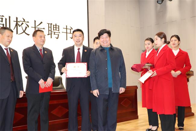 涿州市举办检校共建暨法治校长聘任仪式