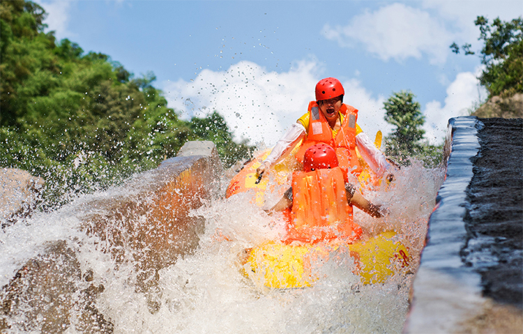 龙泉谷漂流