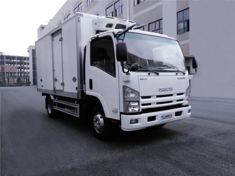 庆铃kv600p轻型冷藏车