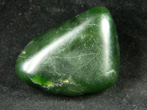 震惊了四川甘孜发现大量碧玉